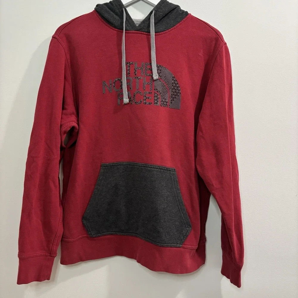 The North Face Hoodie Men's Medium Long Sleeve Logo Pocket Outdoor Gorpcore Hike